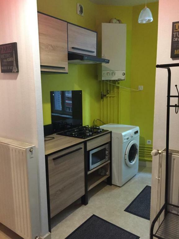 Cap Coutellerie - Sejours Pros Ou Familles En Hypercentre De Thiers Apartment ภายนอก รูปภาพ